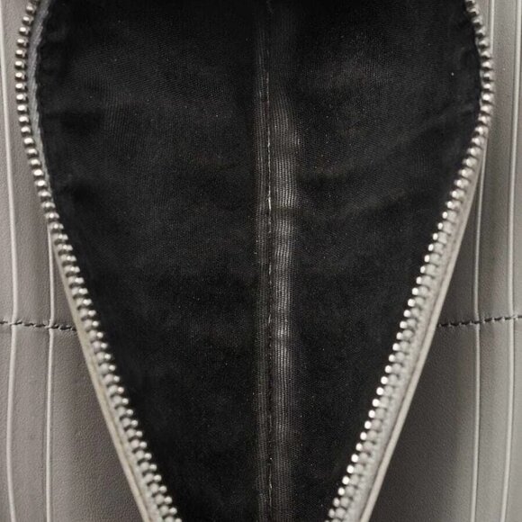 Yves Saint Laurent Grey Croc Embossed Leather Zippy Wallet - Picture 9 of 9